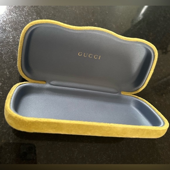 GUCCI Yellow Velvet Eyewear Case - Picture 1 of 4